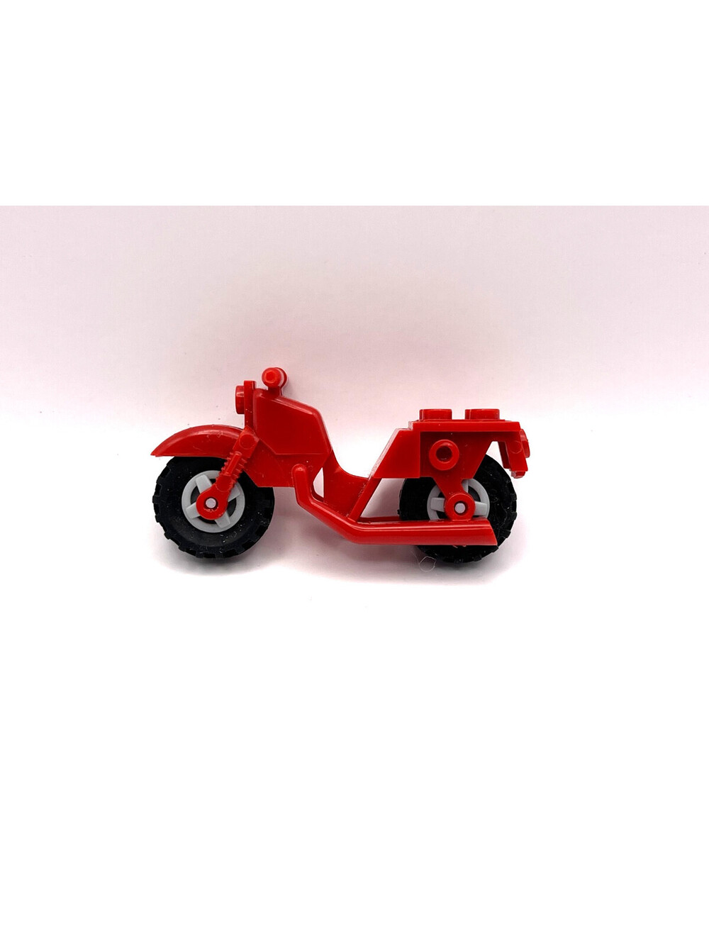 LEGO Vintage Red Motorcycle Town with Red Wheels & Black Tires